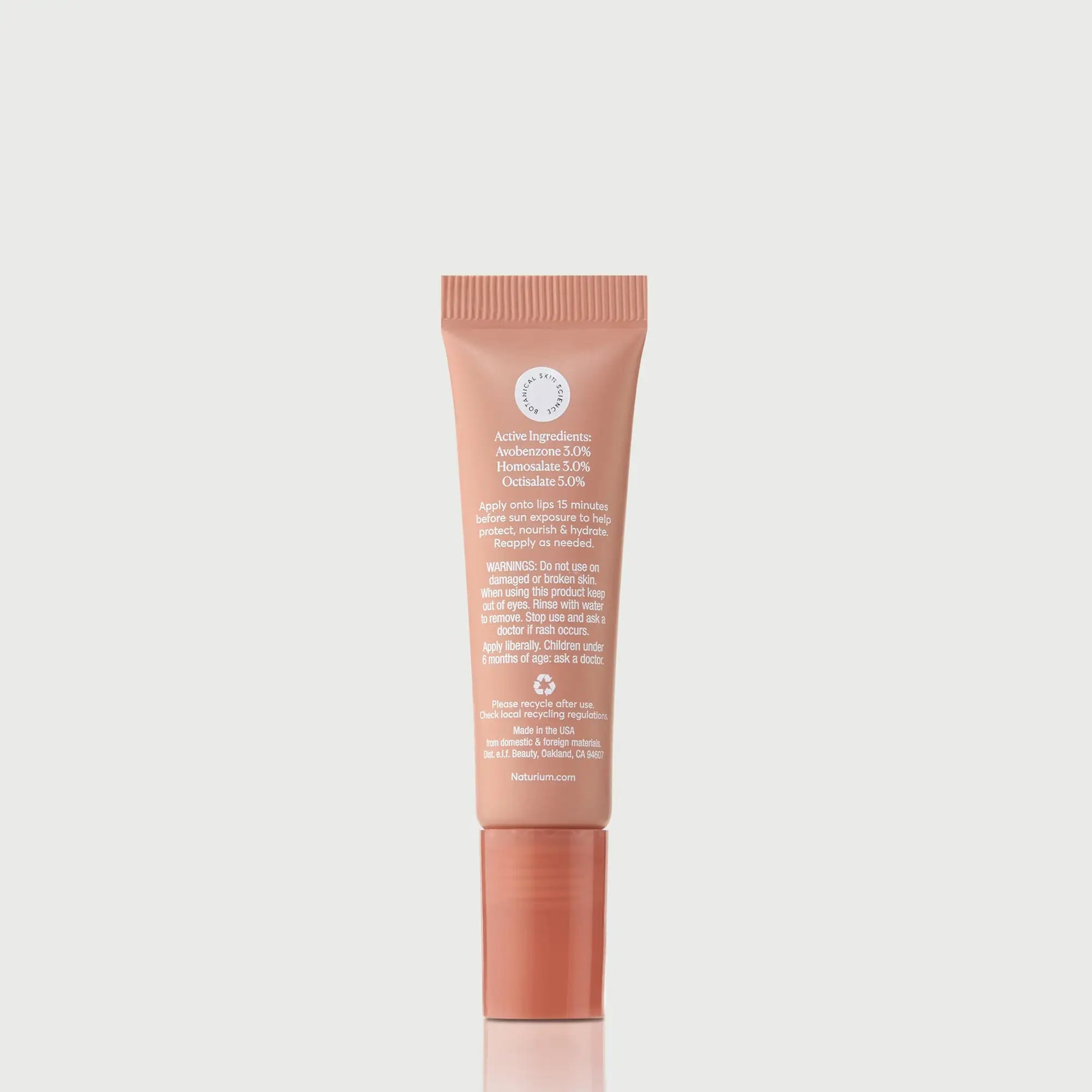 phyto-glow-lip-balm-spf-45-getaway-p8 NATR-10126_PhytoGlow_SPF_Getaway_primary_capon_back_bonebkgd_1.webp