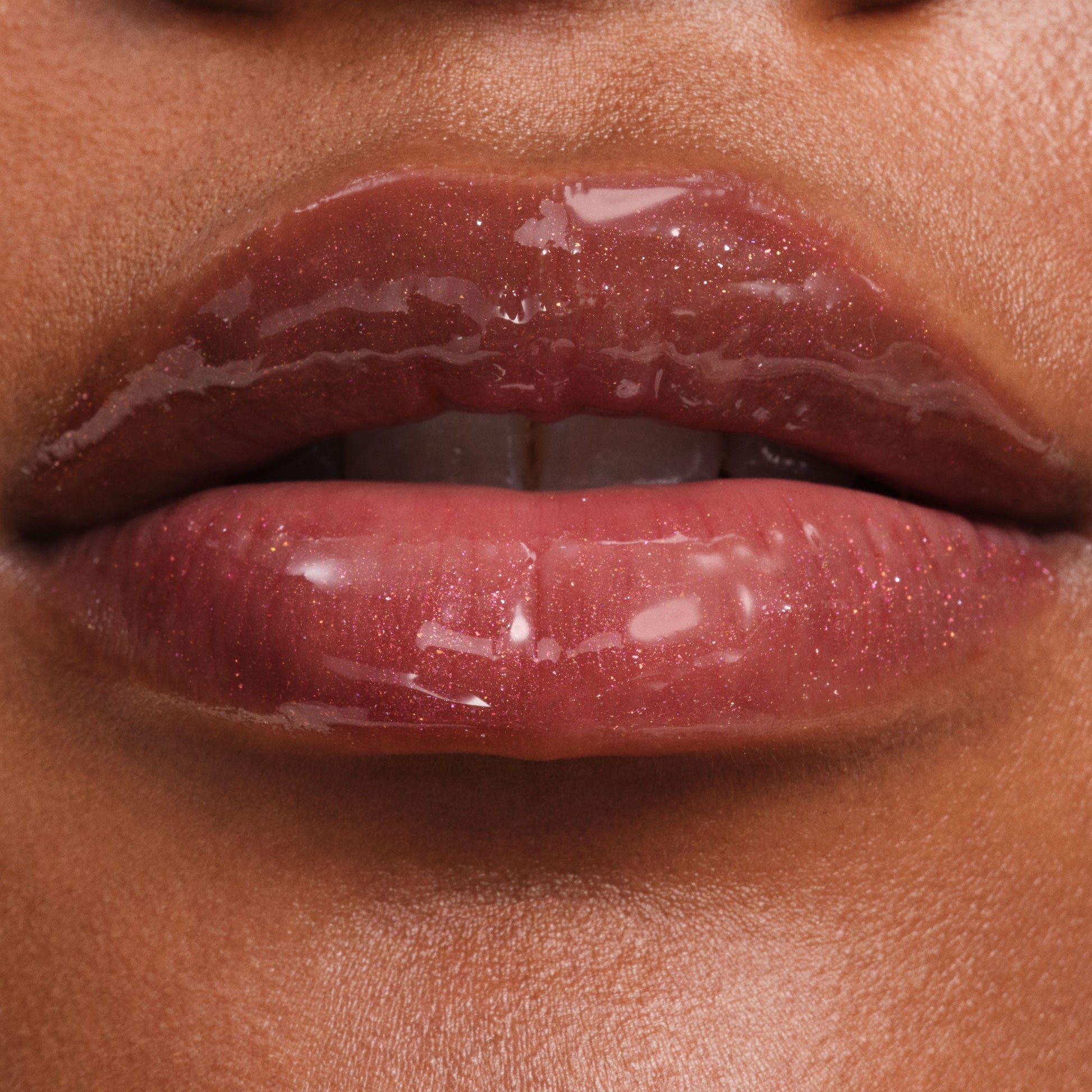 phyto-glow-lip-balm-shimmer-galaxy-p1 NATR-10137-Phyto-Glow-Lip-Hover-Galaxy.jpg