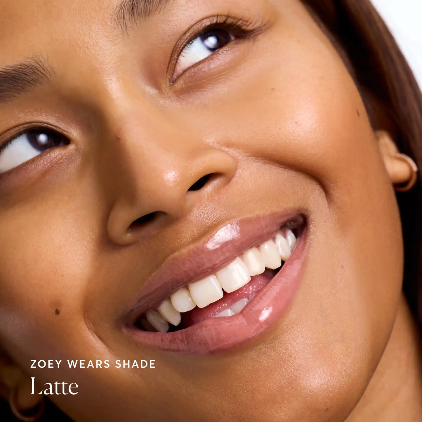 phyto-glow-lip-balm-latte-b5 NATR-60110-Alt-Images-Phyto-Glow-Lip-Balm-Latte-04.webp