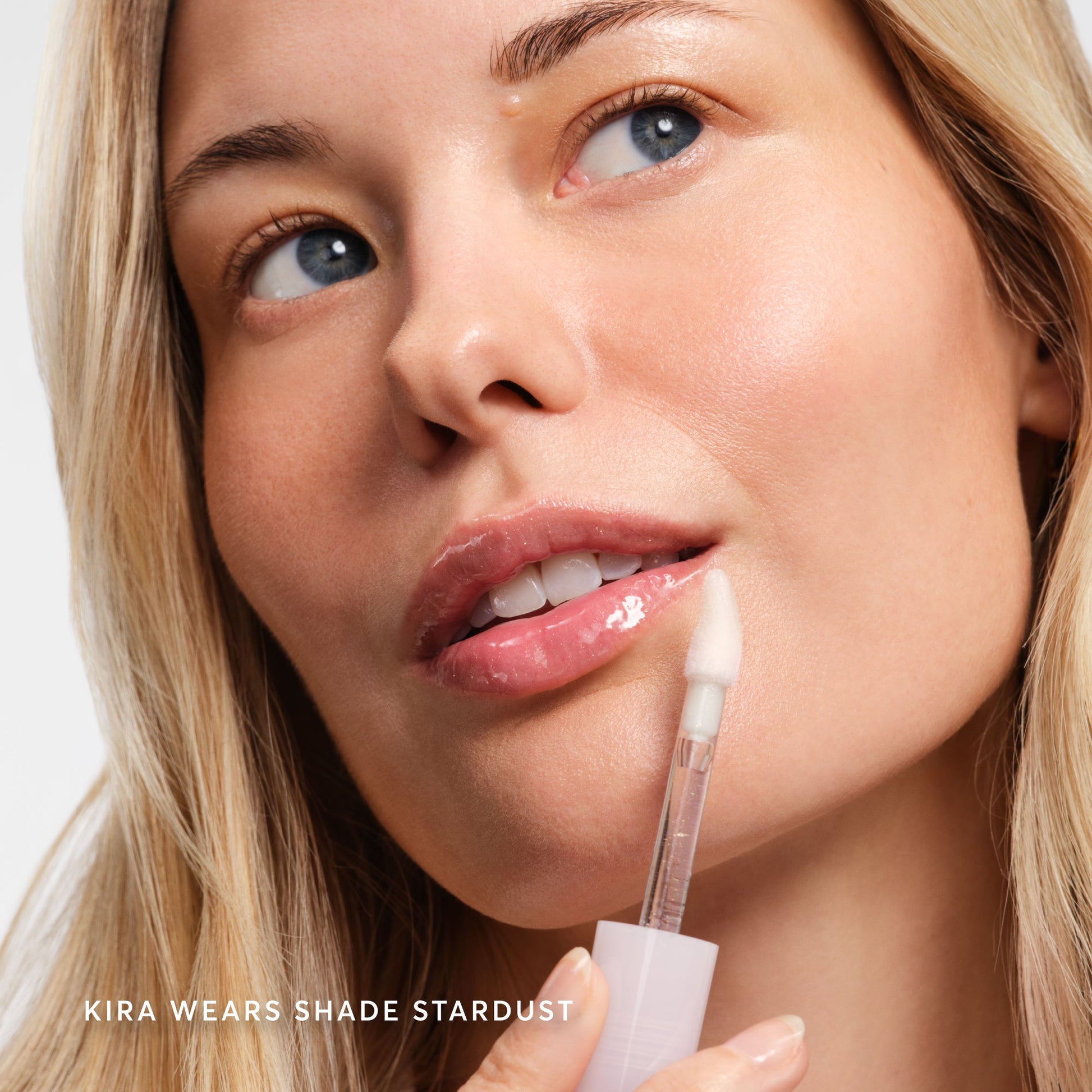 phyto-glow-lip-balm-shimmer-stardust-i2 NATR-60131-Alt-Images-PhytoGlow-Stardust-5.jpg